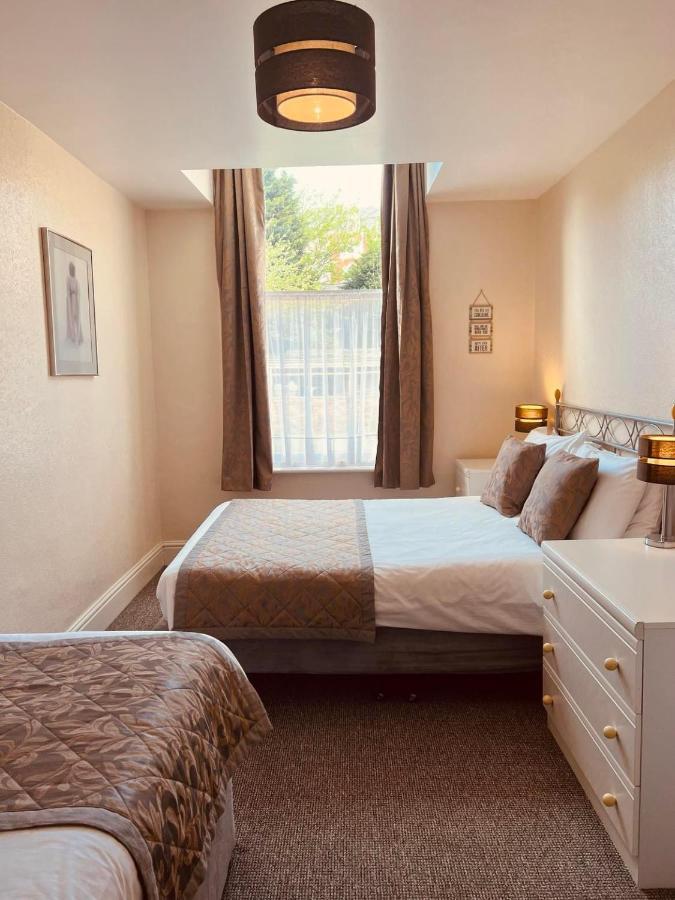 Brialene Holiday Flats Scarborough Exterior photo